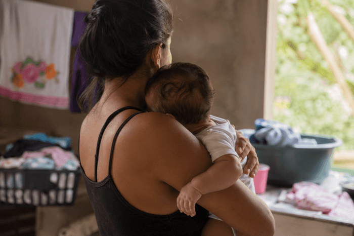“Nem-nem” nem tanto: o trabalho de cuidado invisibilizado das meninas brasileiras