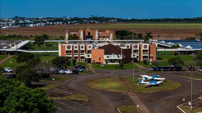 Universidades públicas abrem vagas para cursos de mestrado e doutorado em Foz