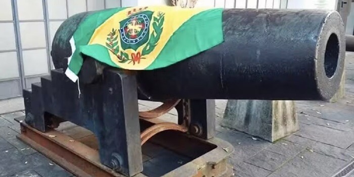 Brasil planeja devolver o Canhão Cristão ao Paraguai